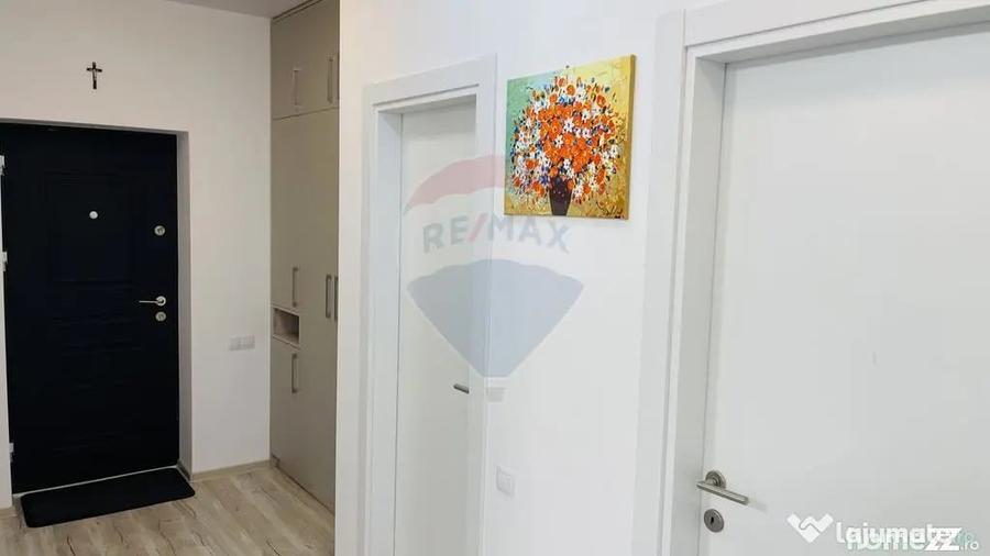 Casă cu 4 camere cu Teren 297 Mp în Cristian
