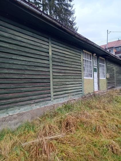 Casă cu 6 camere cu Canalizare în Lunca Bradului