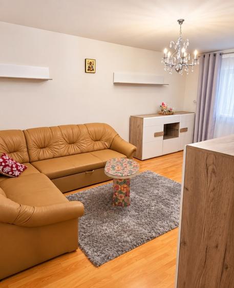 Apartament cu 2 camere decomandat în Exterior Vest