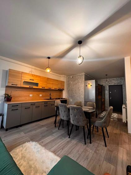 Apartament cu 2 camere decomandat în Florești