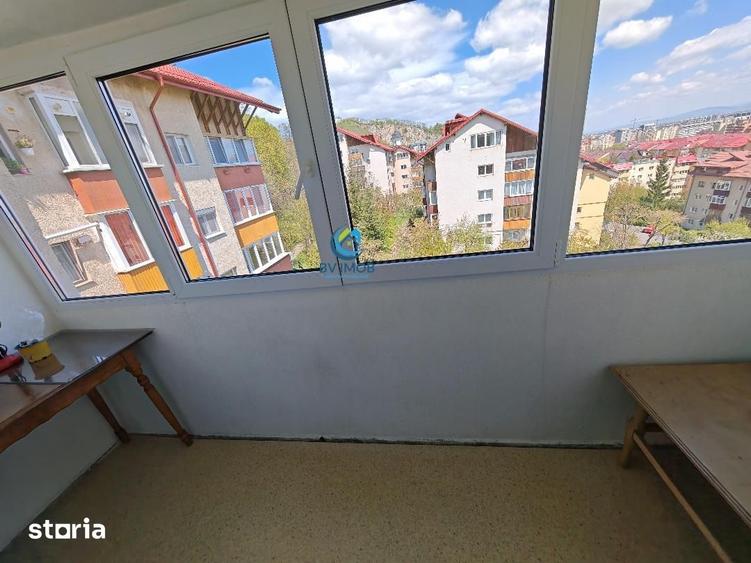 Garsonieră decomandată, mobilată în Valea Cetății