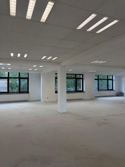 Spațiu comercial, de 130 mp, în Central