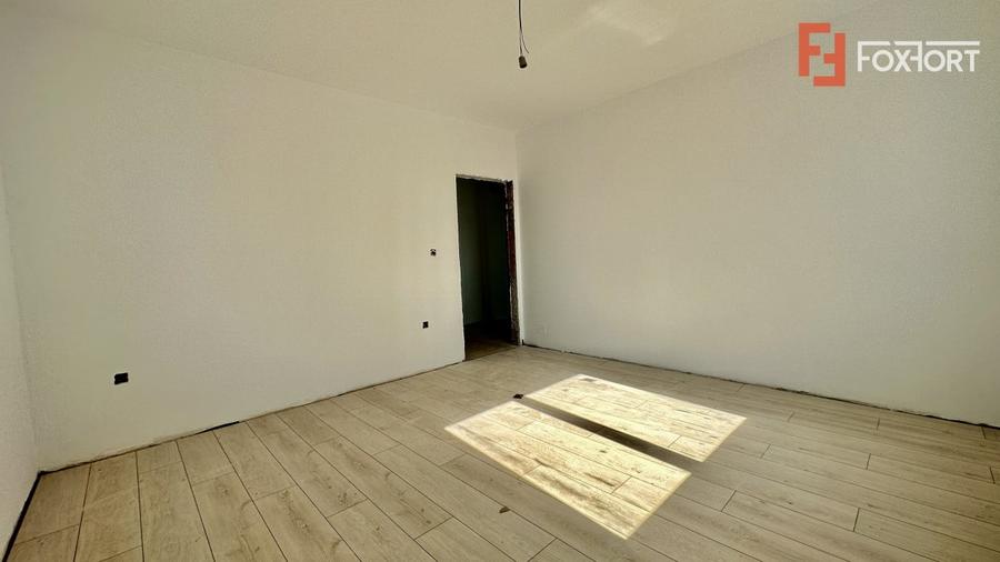 Apartament cu 2 camere decomandat în Giroc