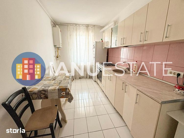 Apartament cu 3 camere decomandat în Giurgiului