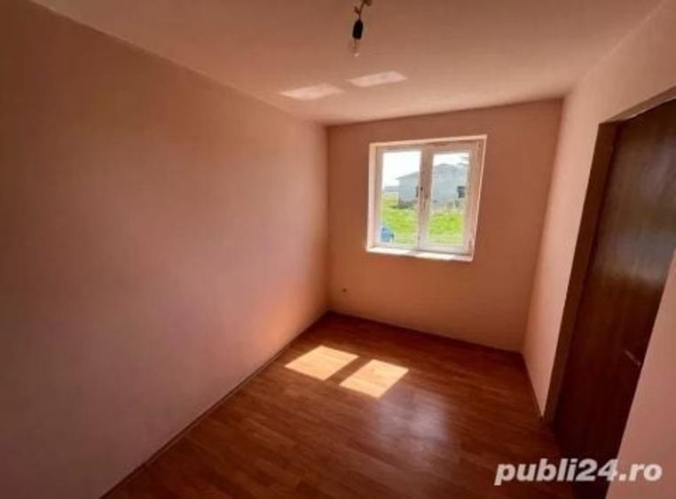 Apartament cu 2 camere decomandat în Coșeri