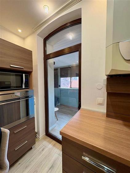 Apartament 2 Camere Central Bloc tip Vila - 3