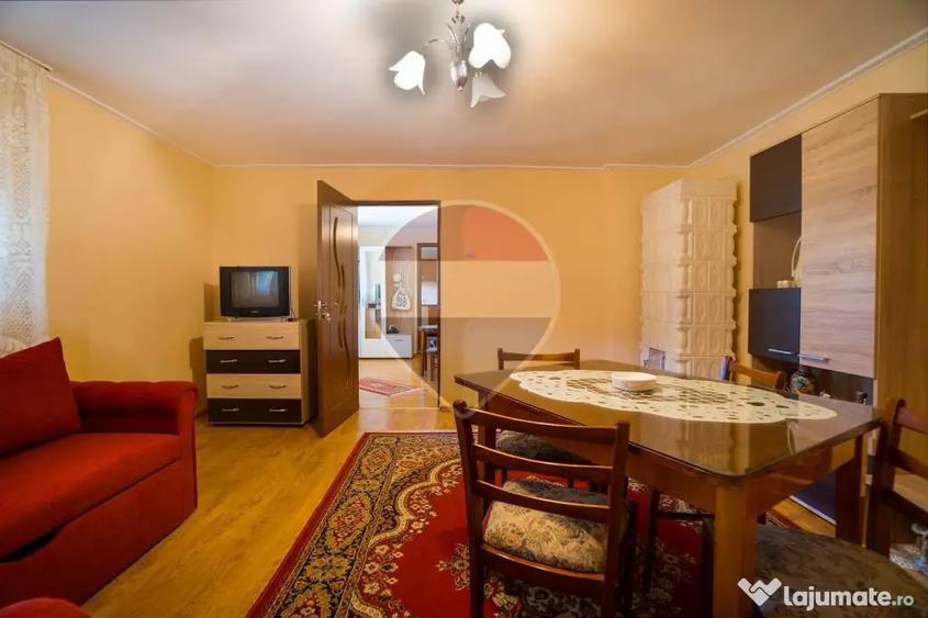 Casă cu 3 camere cu Teren 565 Mp în Zizin
