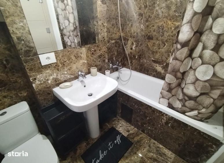 Apartament cu 3 camere în Tătărași