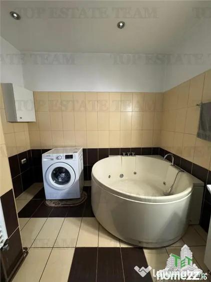 Apartament cu 4 camere decomandat, mobilat în Kogălniceanu