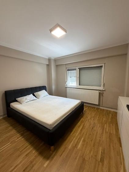 Apartament cu 3 camere decomandat în Spitalul Județean
