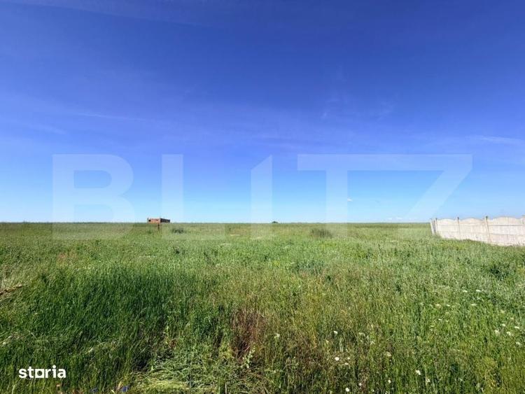 Teren intravilan de vanzare, 2.400 mp ideal pentru constructie, zona C - 5