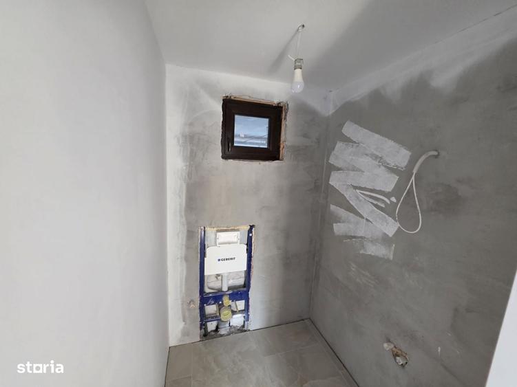 Casă cu 2 camere cu Teren 450 Mp în Micești