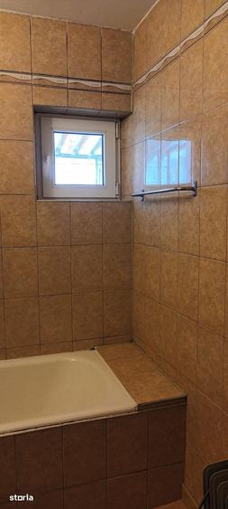 Apartament cu 4 camere decomandat în Unirii Sud