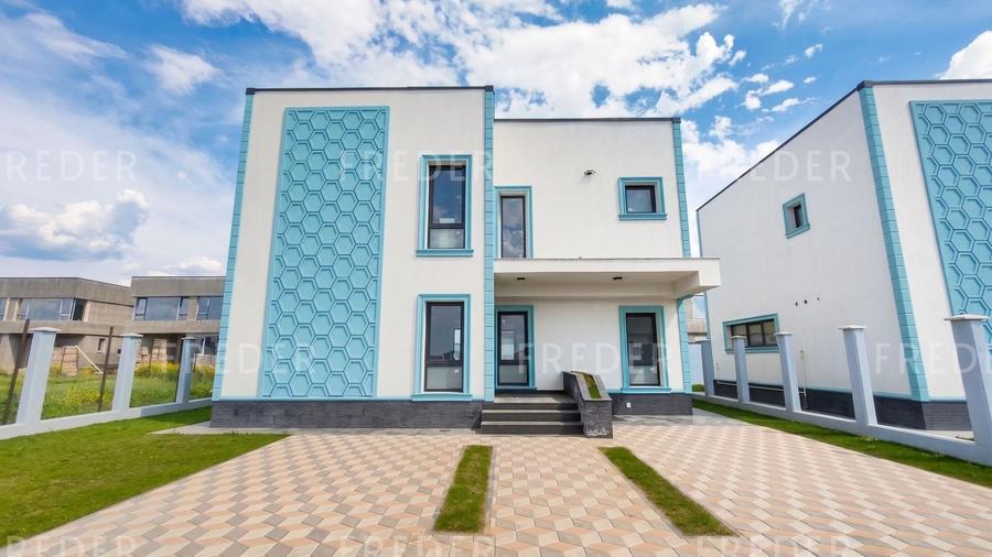 Casă individuală cu 4 camere cu Canalizare în Tunari