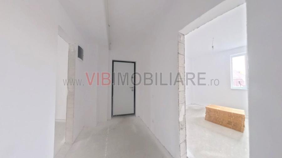 Apartament cu 4 camere decomandat în Berceni