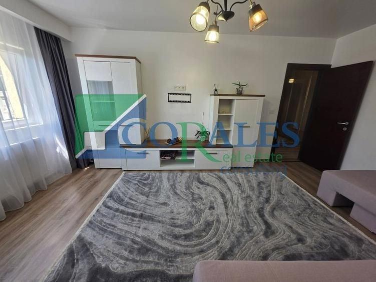Apartament cu 3 camere decomandat, mobilat în Girocului