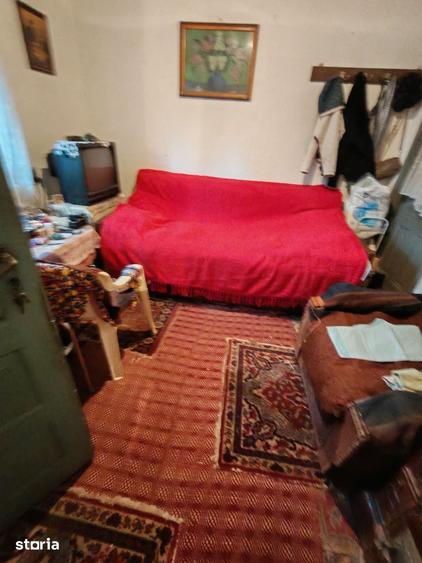 Casă cu 3 camere cu Teren 700 Mp în Lehliu