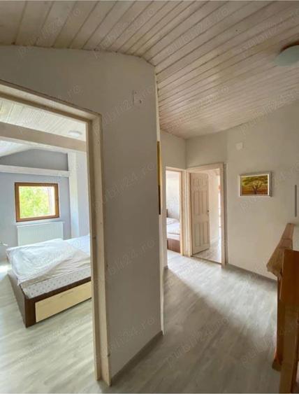 Casă cu 4 camere în Văliug