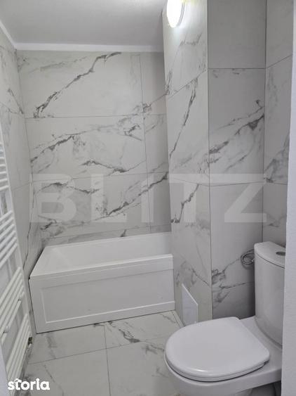 Apartament cu 4 camere decomandat în Central