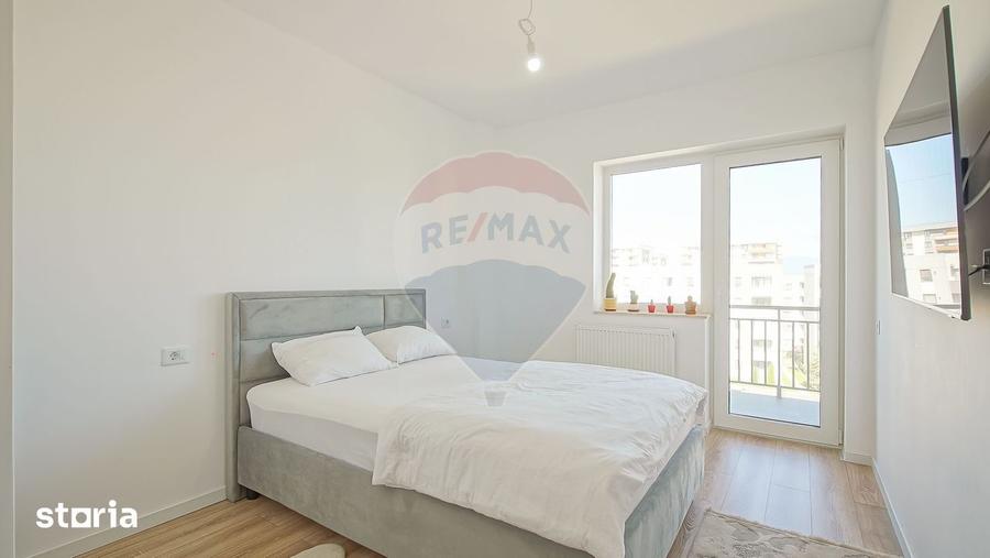 Apartament cu 3 camere, mobilat în Tractorul