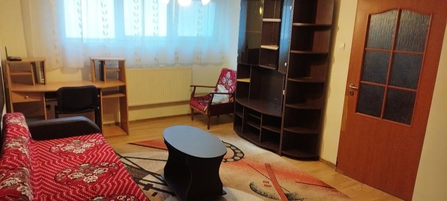 Garsonieră decomandată în Bună Ziua