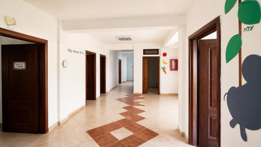 Casă individuală cu 11 camere cu Teren 1300 Mp în Pipera