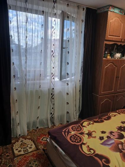 Casă individuală cu 4 camere cu Teren 2770 Mp în Văcărești