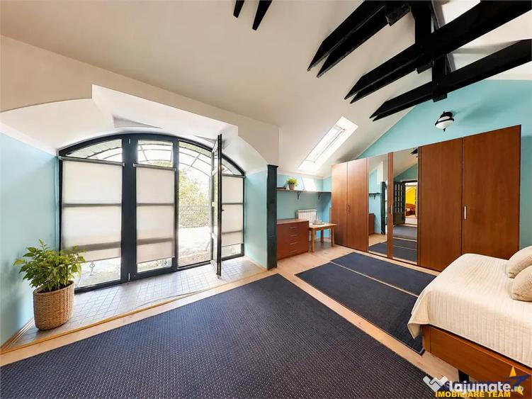 Casă cu 4 camere cu Teren 200 Mp în Central
