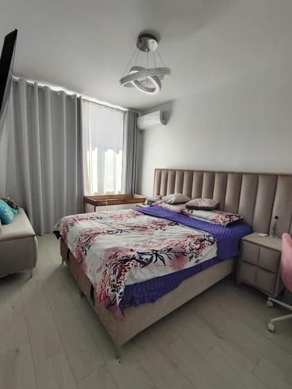 Apartament cu 4 camere decomandat în Berceni