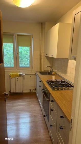 Apartament cu 3 camere în Militari