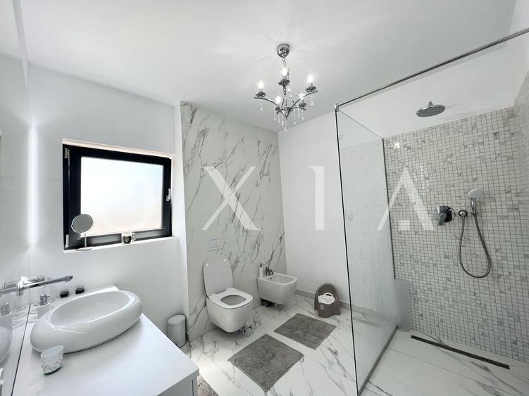 Duplex cu 3 camere cu Canalizare în Dumbrăvița
