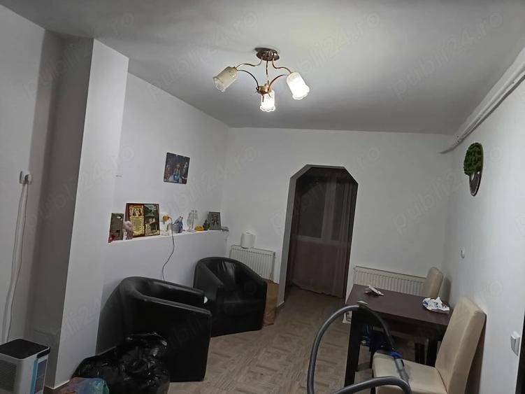 Apartament cu 3 camere decomandat în Nord