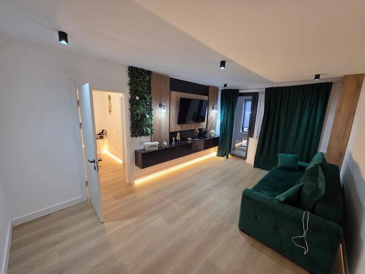 Apartament cu 2 camere decomandat în Tineretului