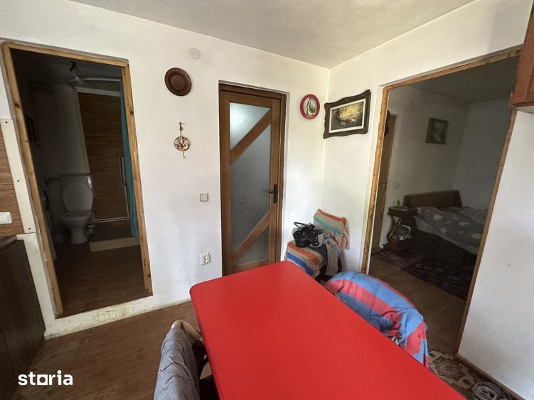 Casă cu 3 camere cu Teren 3500 Mp în Târnăveni