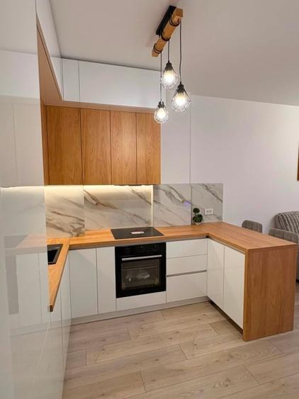 Apartament cu 2 camere semidecomandat în Baza 3