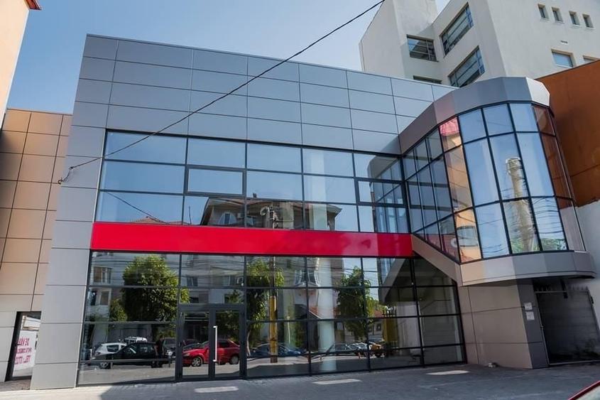 Spațiu comercial, de 1,000 mp, în Faleza Nord