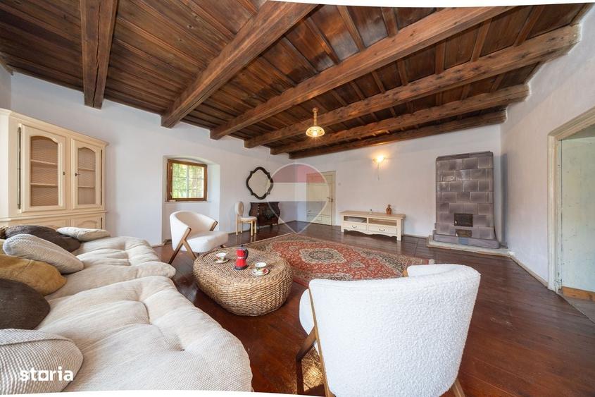 Casă cu 3 camere cu Teren 1646 Mp în Bicfalău