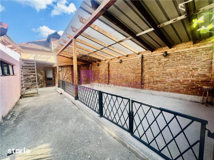 Casă cu 3 camere cu Teren 428 Mp în Aeroport