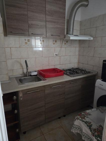 Garsonieră în Granit