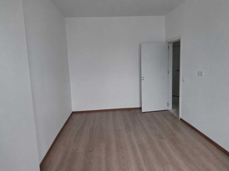 Apartament cu 2 camere decomandat în Theodor Pallady