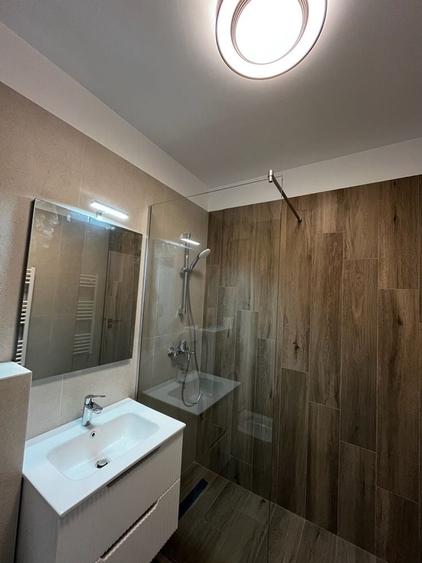 Apartament cu 2 camere decomandat în Dobroești