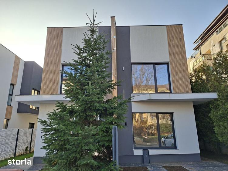 Casă cu 4 camere cu Teren 250 Mp în Corbeanca