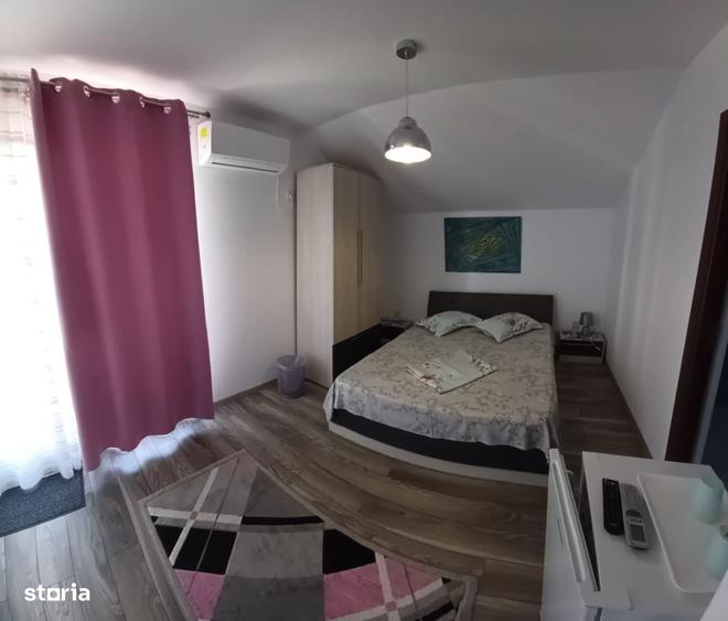 Casă cu 4 camere decomandat în Nord