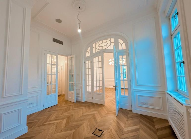 Apartament cu 3 camere decomandat în Kiseleff