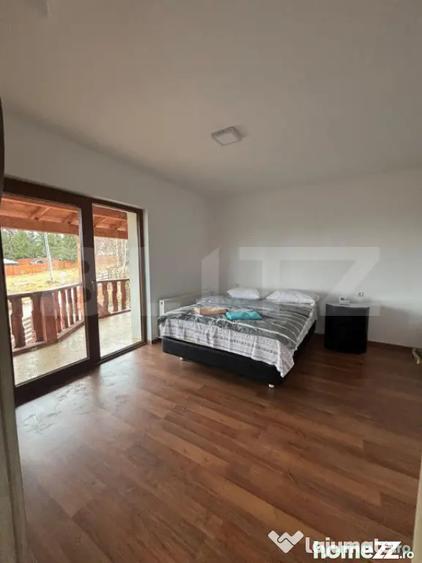Casă cu 10 camere cu Teren 1000 Mp în Mănăștur