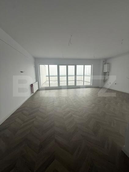 Apartament cu 3 camere decomandat în Micro 6