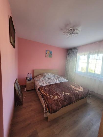 Apartament cu 2 camere decomandat, mobilat în Bogdan Vodă