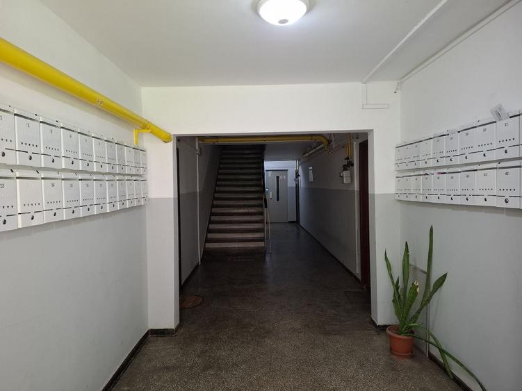 Apartament cu 2 camere decomandat, mobilat în Km 4-5