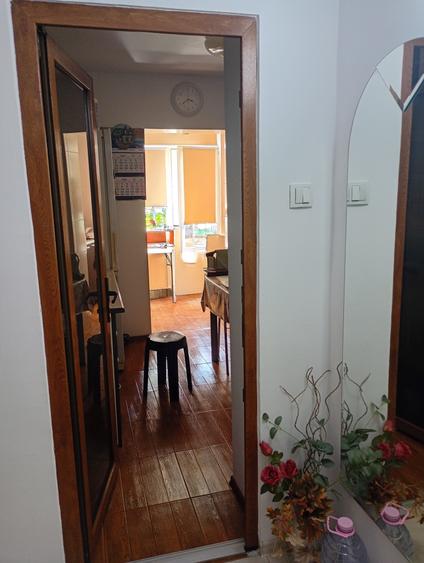 Apartament cu 3 camere decomandat în Inel II
