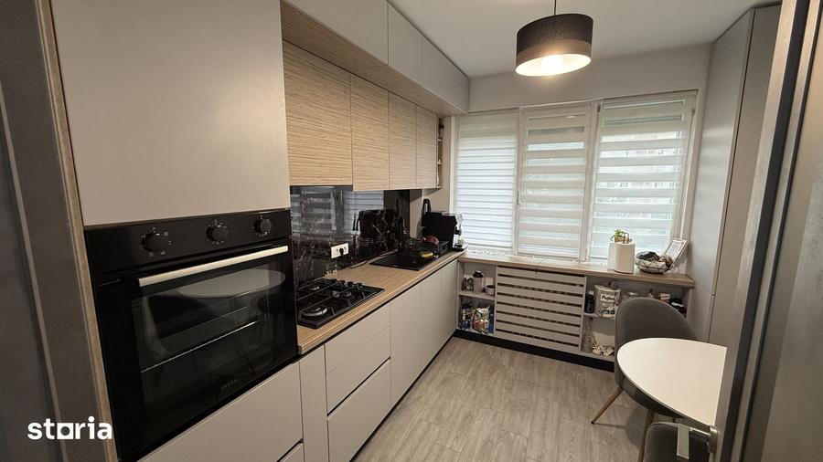 Apartament cu 3 camere în Alexandru cel Bun